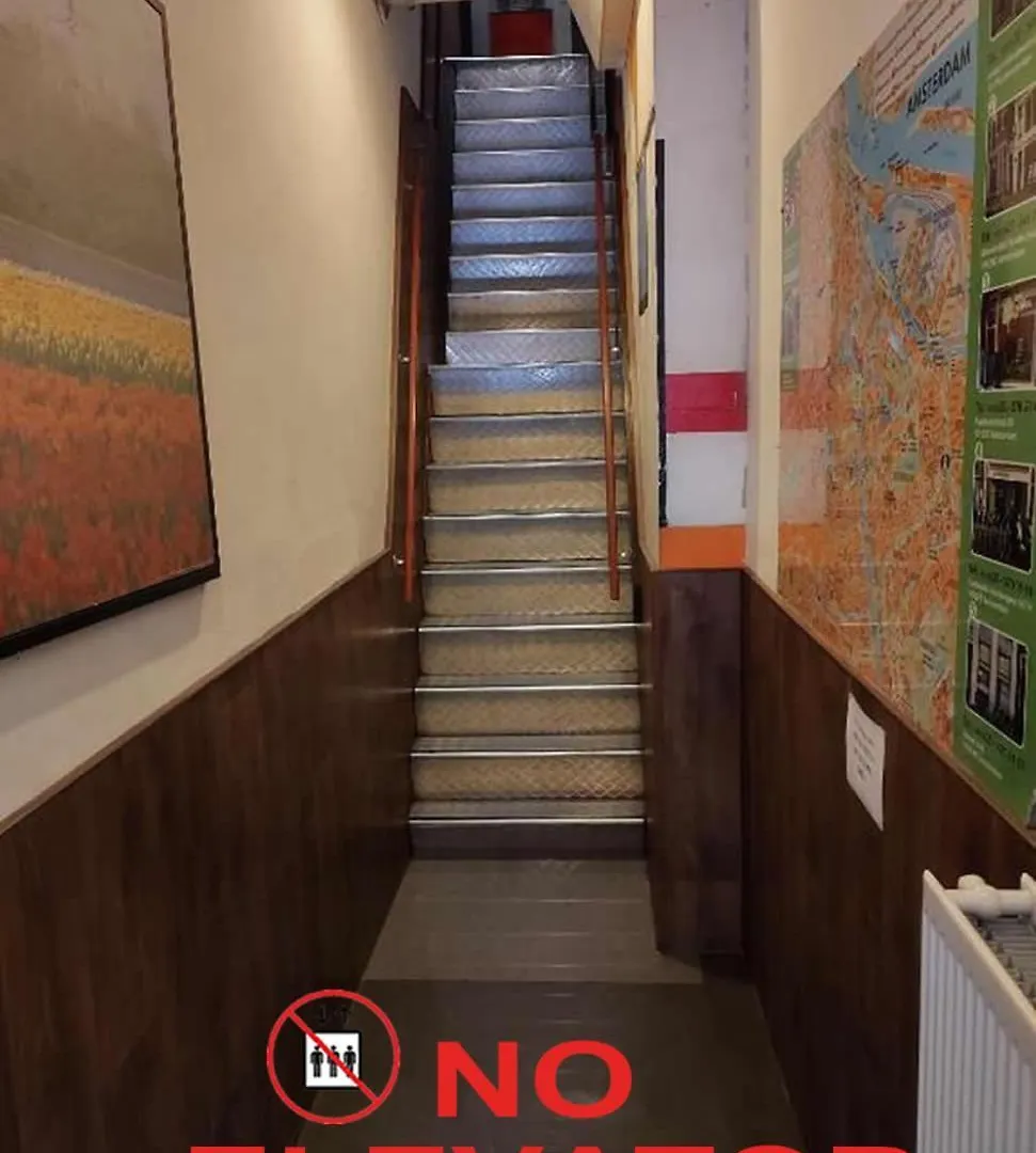 Amsterdam Downtown Hotel Canal View Hostel