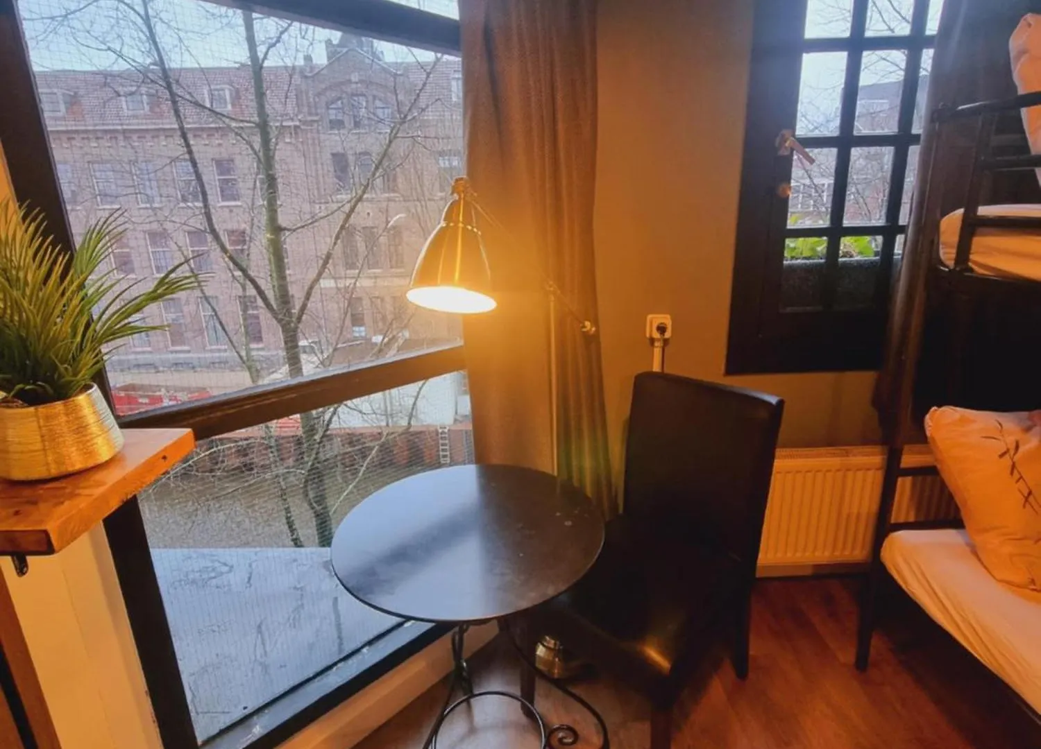Amsterdam Downtown Hotel Canal View 0*,  Nederland
