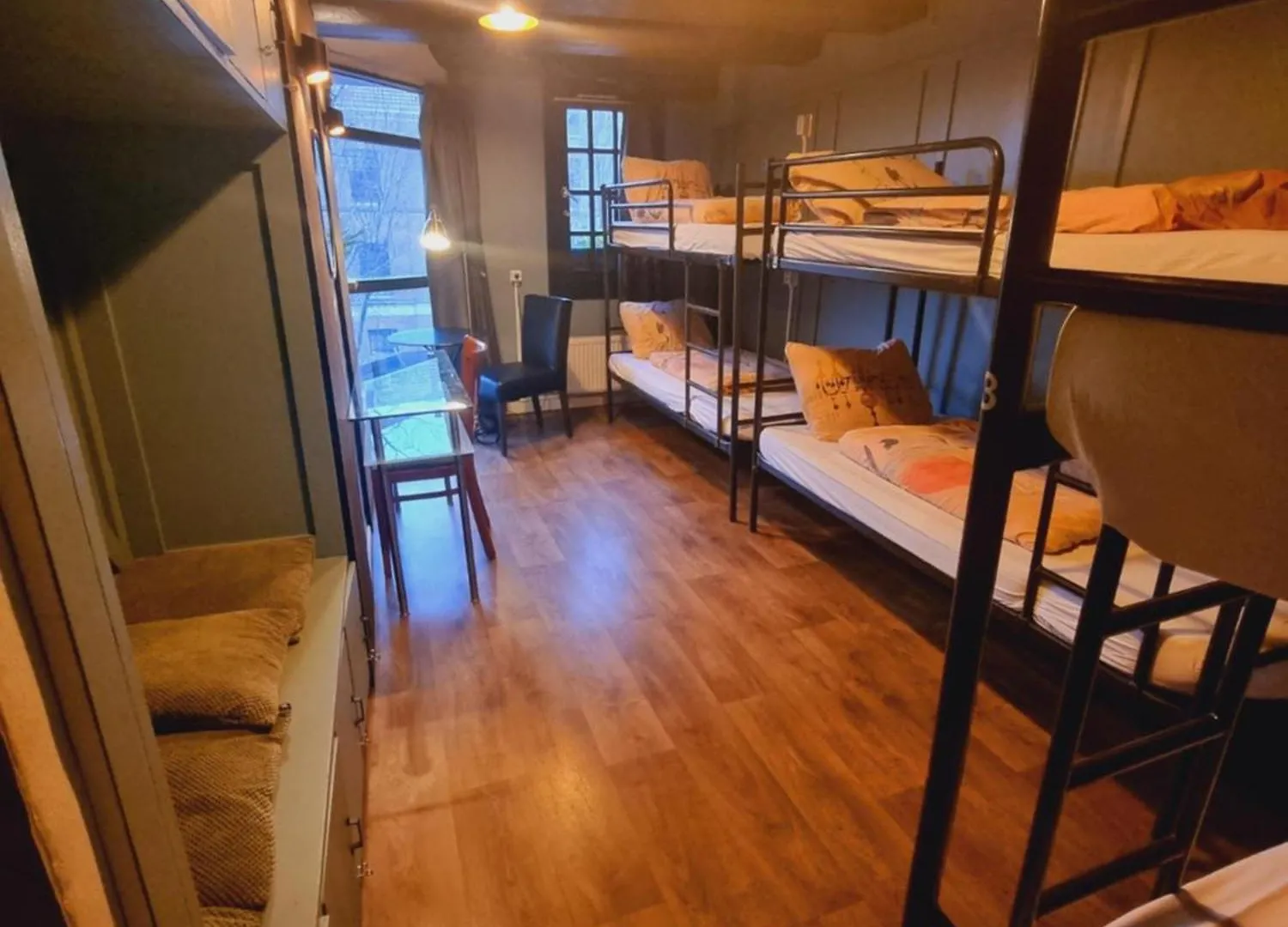 Hostel Amsterdam Downtown Hotel Canal View Nederland
