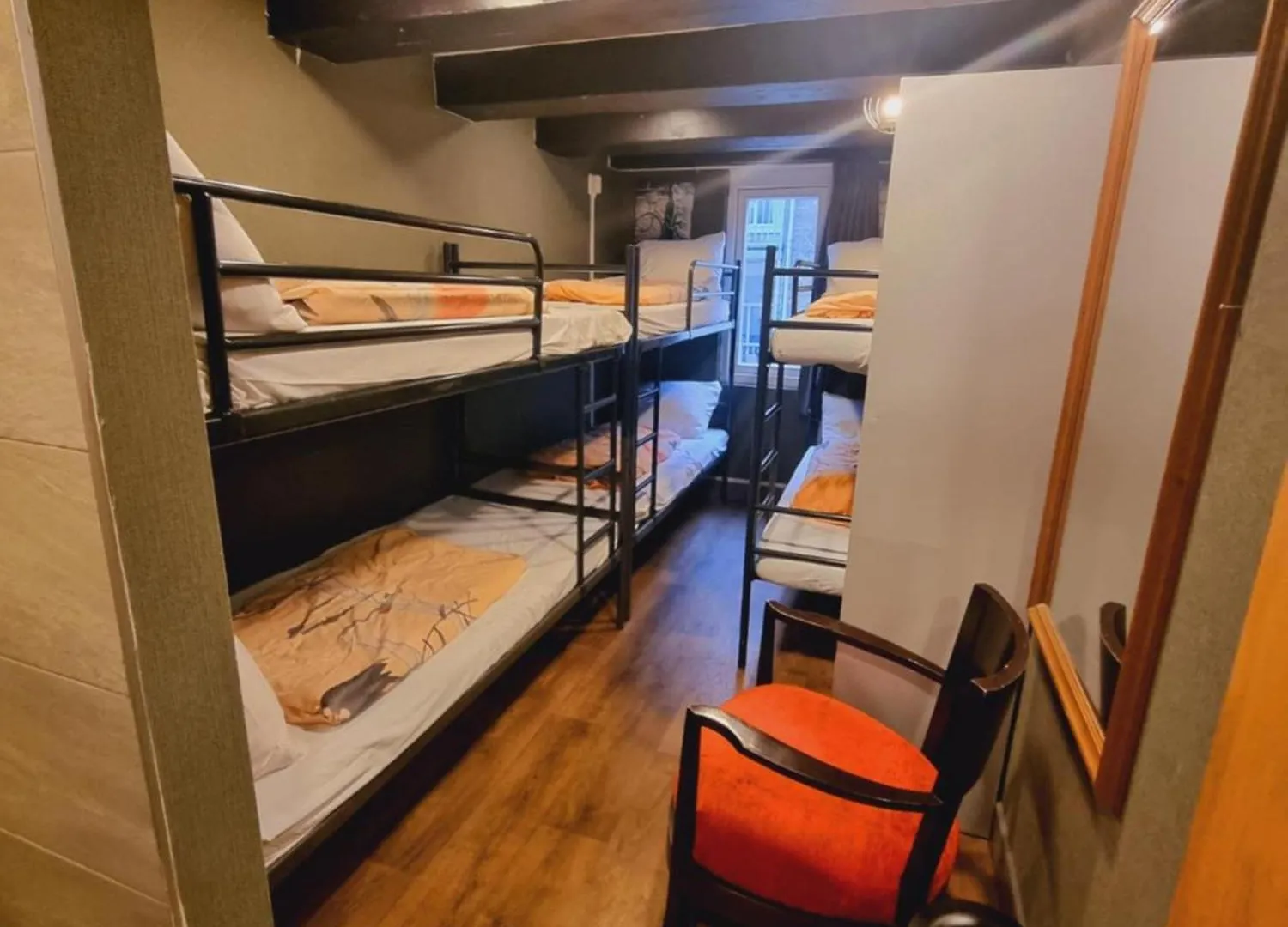 Hostel Amsterdam Downtown Hotel Canal View