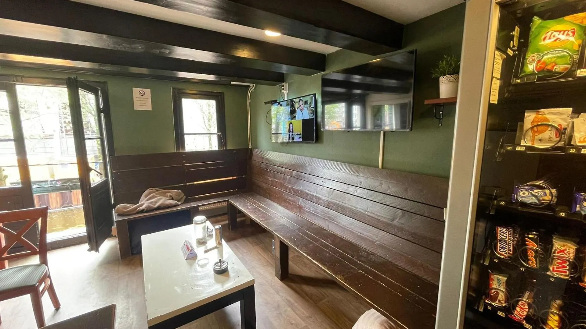 Hostel Amsterdam Downtown Hotel Canal View